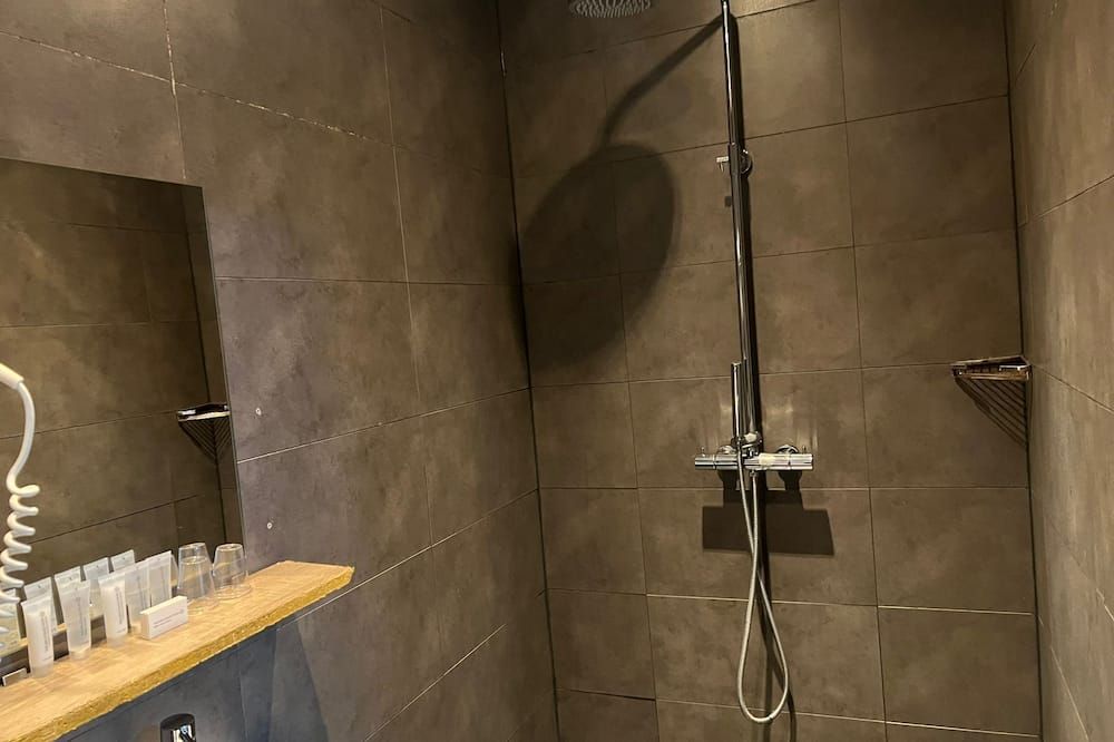 Camp-Inn Hotel - Amsterdam - Badkamer