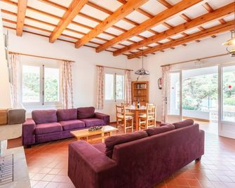 Villa Trepuco Dos - Three Bedroom Villa, Sleeps 6 - Punta Prima - Living room