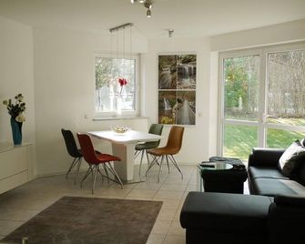 Ferienwohnung 'Magnolia' - 코르델 - 다이닝룸