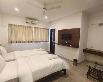 Astha Residency - Mumbai - Schlafzimmer