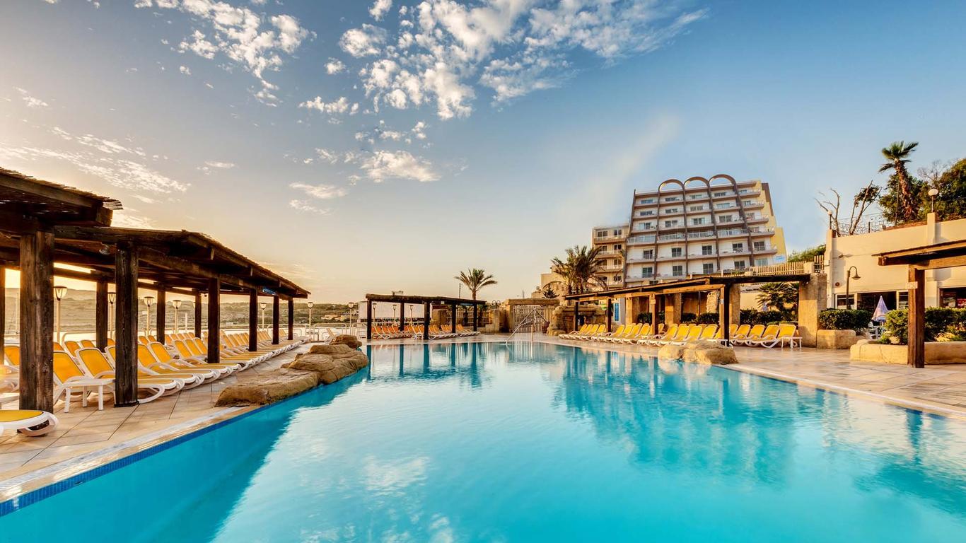AX Sunny Coast Resort & Spa