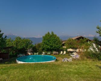 Hotel Restaurant Alber - Verano/Vöran - Zwembad