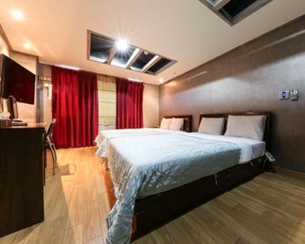 Jincheon Palace - Jincheon - Habitación