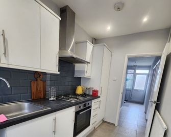 The Walnut - Aveley - Kitchen