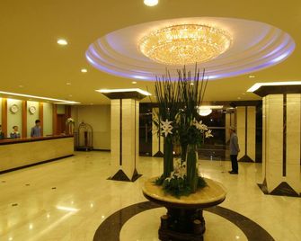 Muong Thanh Holiday Da Lat Hotel - Dalat - Reception