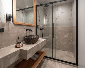 Athesense Suites - Atenas - Baño