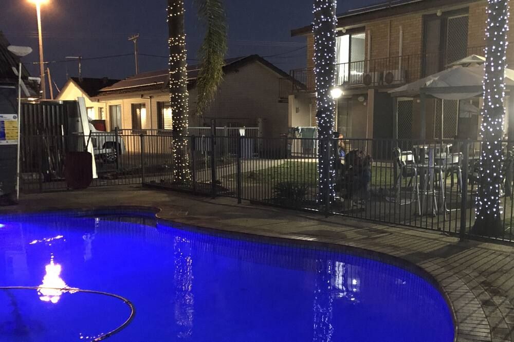 تامورث سنترال موتل