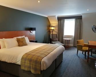 Best Western Plus Angel Hotel - Chippenham - Bedroom