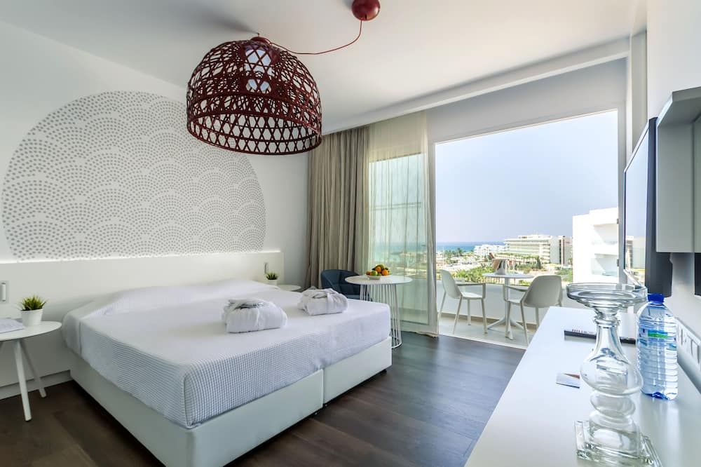 Margadina Hotel - איה נאפה - חדר שינה