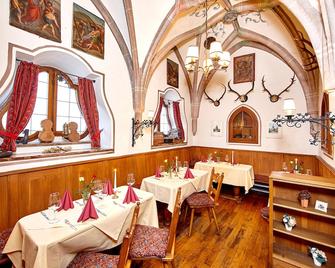 Alpenrose Traditionsgasthof Mittenwald - Міттенвальд - Ресторан