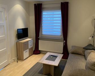 Beautiful holiday on the Baltic Sea - Kiel - Wohnzimmer
