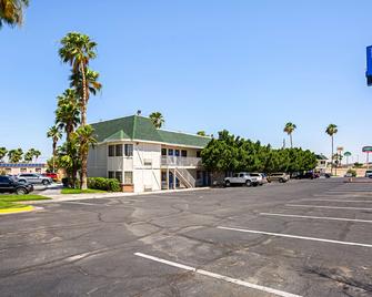 Motel 6 Yuma East - Yuma - Rakennus
