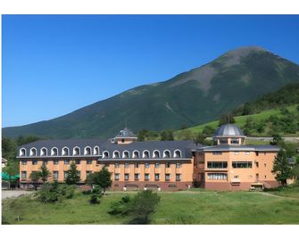 Yashigamine Hotel - Chino - Edificio