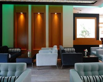 Jaleriz Gaziantep Hotel - Gaziantep - Lounge