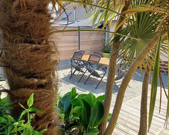 cottages stunts the vast - Le Vast - Patio