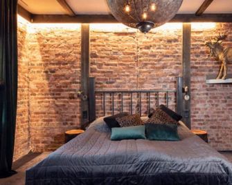 Kronan Bed & Breakfast - Vara