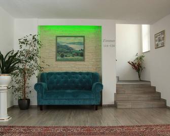 Am Donaubogen Pension - Barbing - Lobby