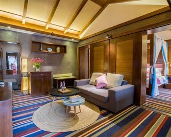 Yangguang Nali Chain Hostel (Gaoqiu Zhijia) - ליז'יאנג - חדר שינה