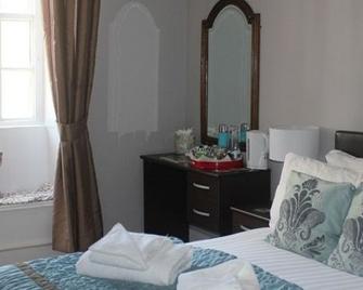 The Crown Inn - Harrogate - Bedroom