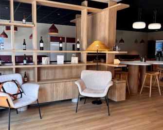 Best Western Hotel Du Phare - Mérignac - Lobby