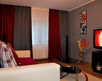 3-Room Delta Modern Residence - Tulcea - Wohnzimmer