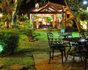 Pousada Caúca - Vila do Abraao - Patio