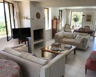 Villa Avec Piscine Privée Dans le Lubéron. Proche de Gordes et de Roussillon - Joucas - Wohnzimmer