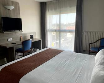 Grand Hotel - Dax - Bedroom