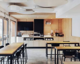 كومبو بولونيا - بيت شباب - بولونيا - مطبخ