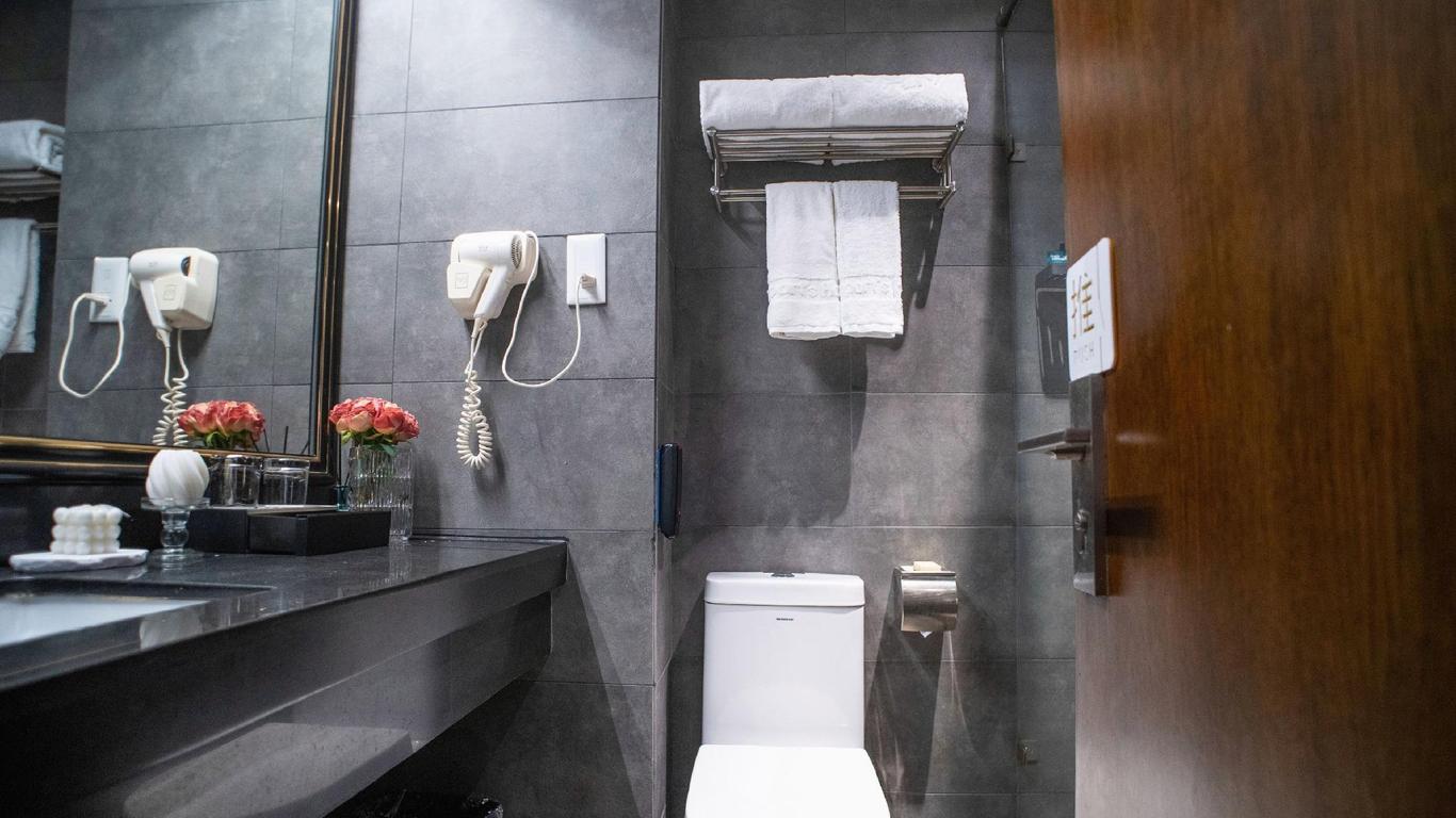 Shenzhen Airport Hotel