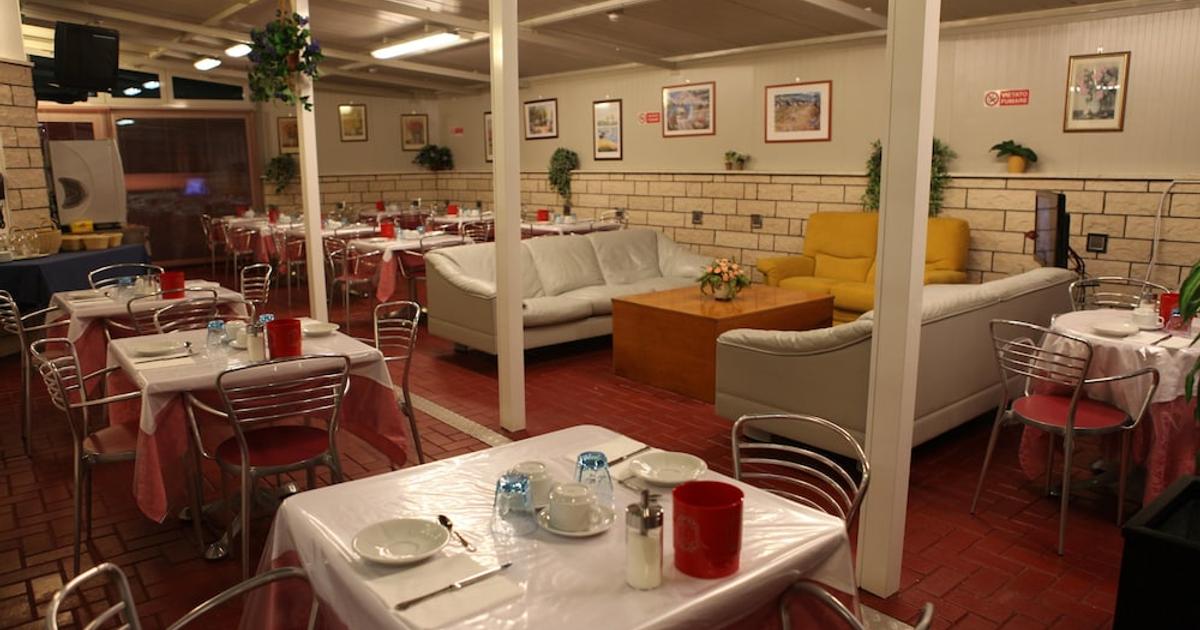 hotel parigi rimini