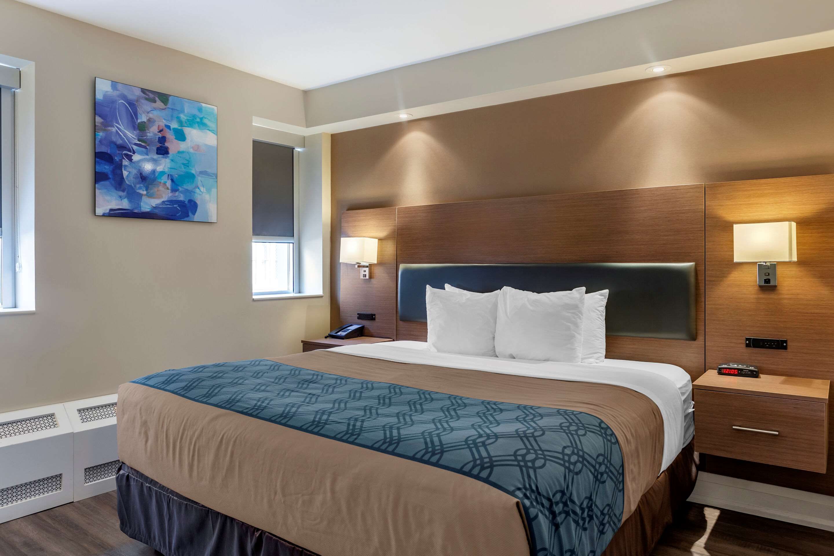 Econo Lodge Inn & Suites Downtown - Toronto - Habitación