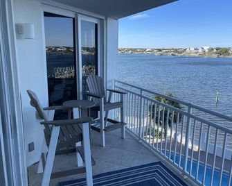 FantaSea Experience Perdido Key #413 Boater and Beach desitination - Magnolia Springs - Balcony