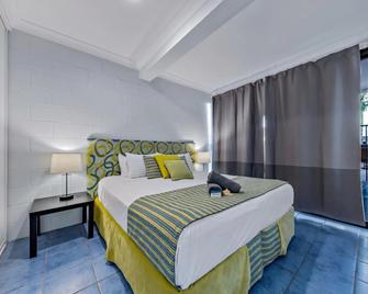 Beaches Backpackers Airlie Beach - Hostel - Airlie Beach - Bedroom