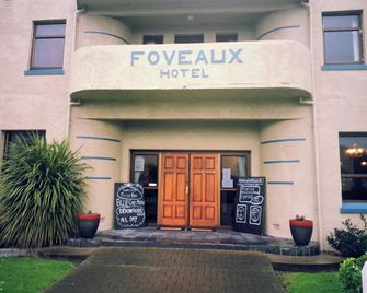 Foveaux Hotel - Bluff - Building