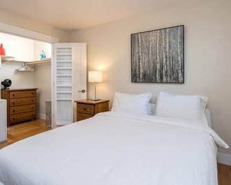 Downtown Mountain View Perfect for G0ogel - Mountain View - Bedroom