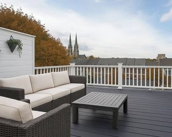 Designer 5-bedroom house with rooftop patio DT Pittsburgh - Pittsburgh - Balcony