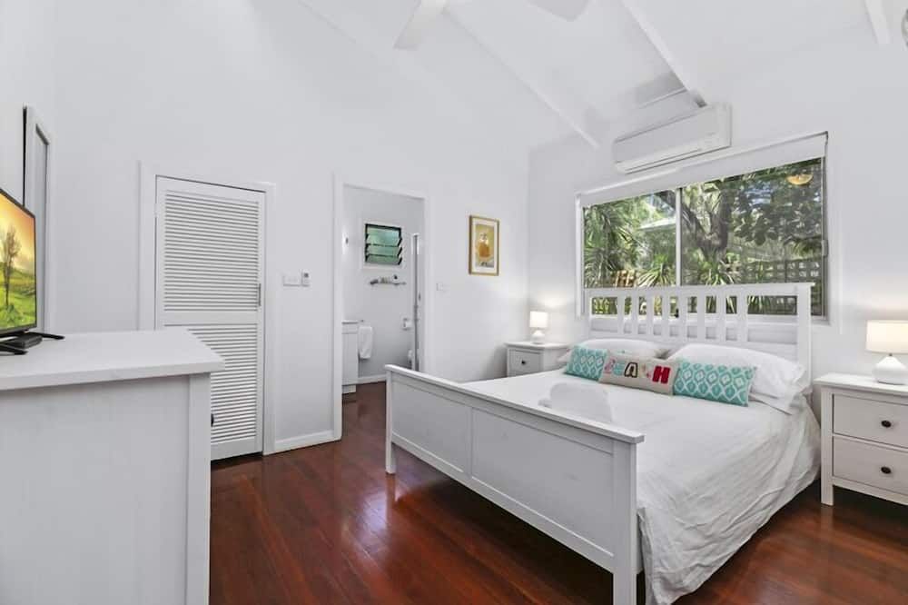 Tranquil & tropical, Sunshine Beach - Sunshine Beach - Slaapkamer