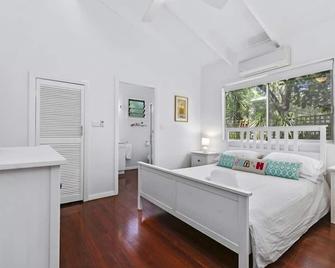Tranquil & tropical, Sunshine Beach - Sunshine Beach - Bedroom