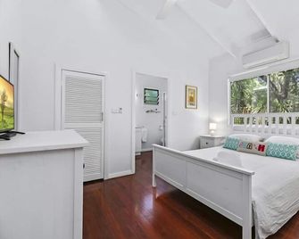 Tranquil & tropical, Sunshine Beach - Sunshine Beach - Slaapkamer