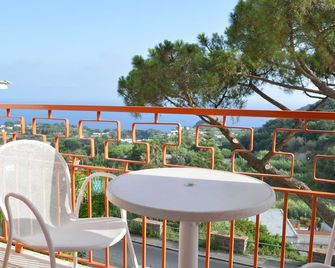 Hotel Polito - Forio - Balkon