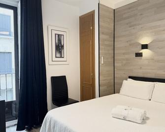 Bright Double Room with Bathroom Gran Via | R101 - Ma-đrít - Phòng ngủ