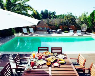 Magnolia B&B - Leiria - Piscina