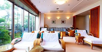 Hotel Nikko Kochi Asahi Royal - Kochi - Sala de estar