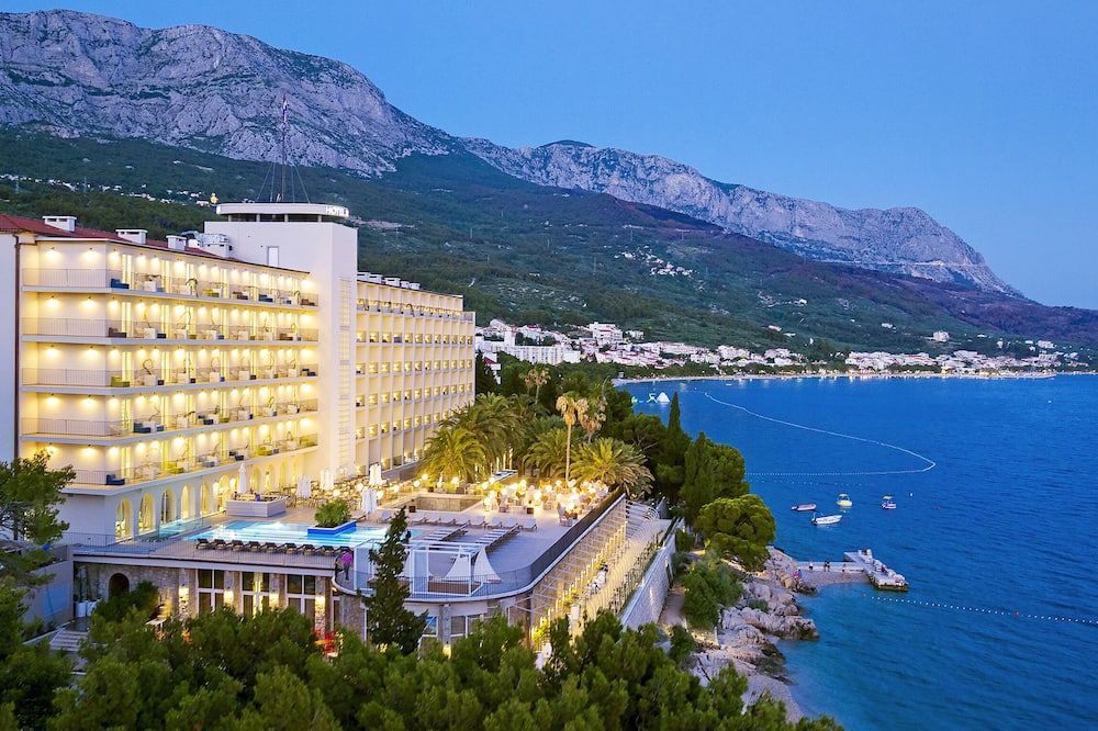 Bluesun Hotel Jadran - Tučepi - Cảnh ngoài trời