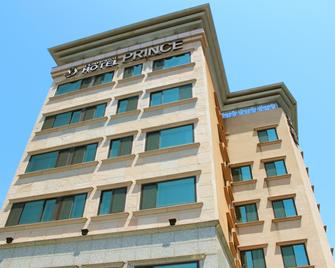 Incheon Prince Tourist Hotel - Incheon - Building