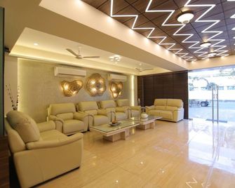Jayson Metoda By Innovic Hotels - Rajkot - Lobby