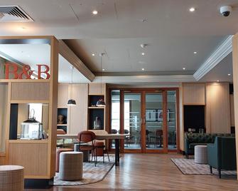 B&b Hotel London Heathrow - Slough - Lobby