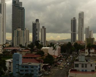 Hotel Montreal - Ciudad de Panamá - Vista del exterior