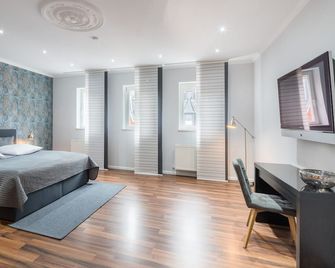 Aurora Hotel - Wiesbaden - Quarto